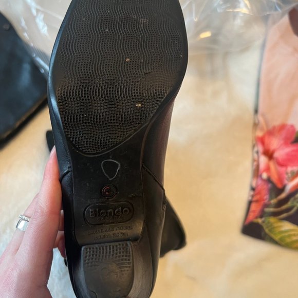 blondo heeled black boots ruched bow size 6 like new no tags - Picture 12 of 14